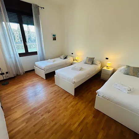 Vega Center * Verona
