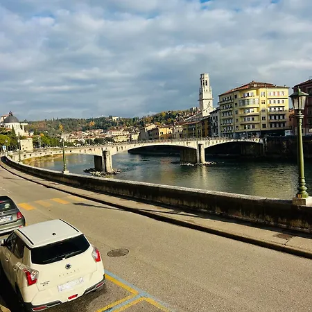 아파트 Vega Center